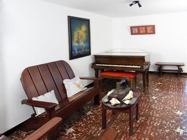 Habita Estudios Laureles Medellin Luaran gambar